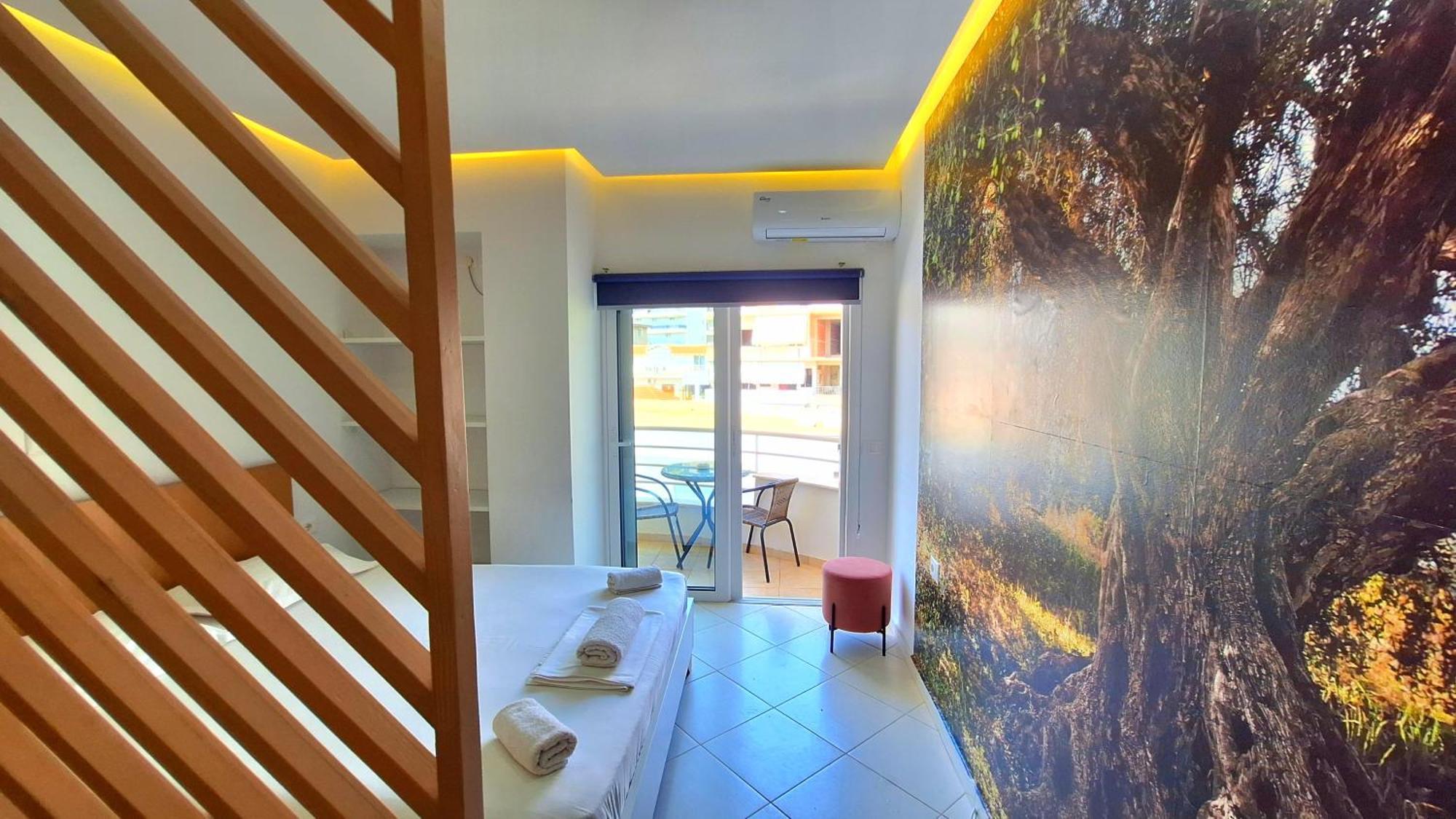 Saranda Promenade Apts Exterior photo